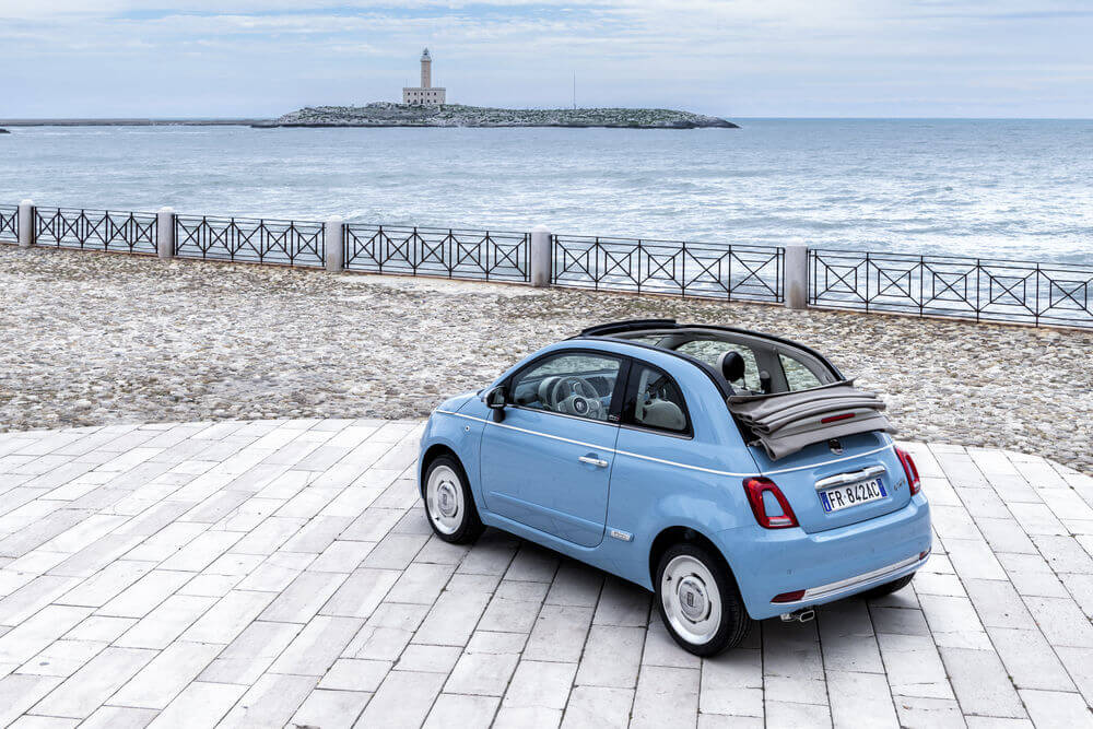 Fiat-500-Hybrid-Dolcevita-Cabriolet-Roof-Hav